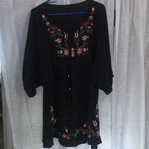 NWOT Futurino embroidered tunic dress, L